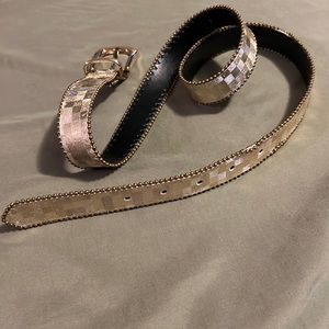 ELITE FRESNO CALIFORNIA vintage color gold  belt